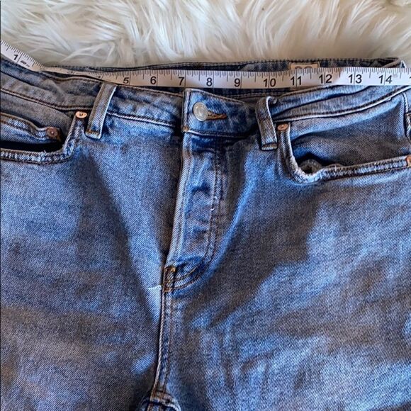 We The Free Button Fly Blue Distressed Denim Cutoff Shorts Festival Conc… - Picture 7 of 14